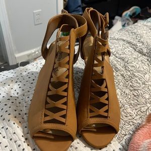 Women’s Heels